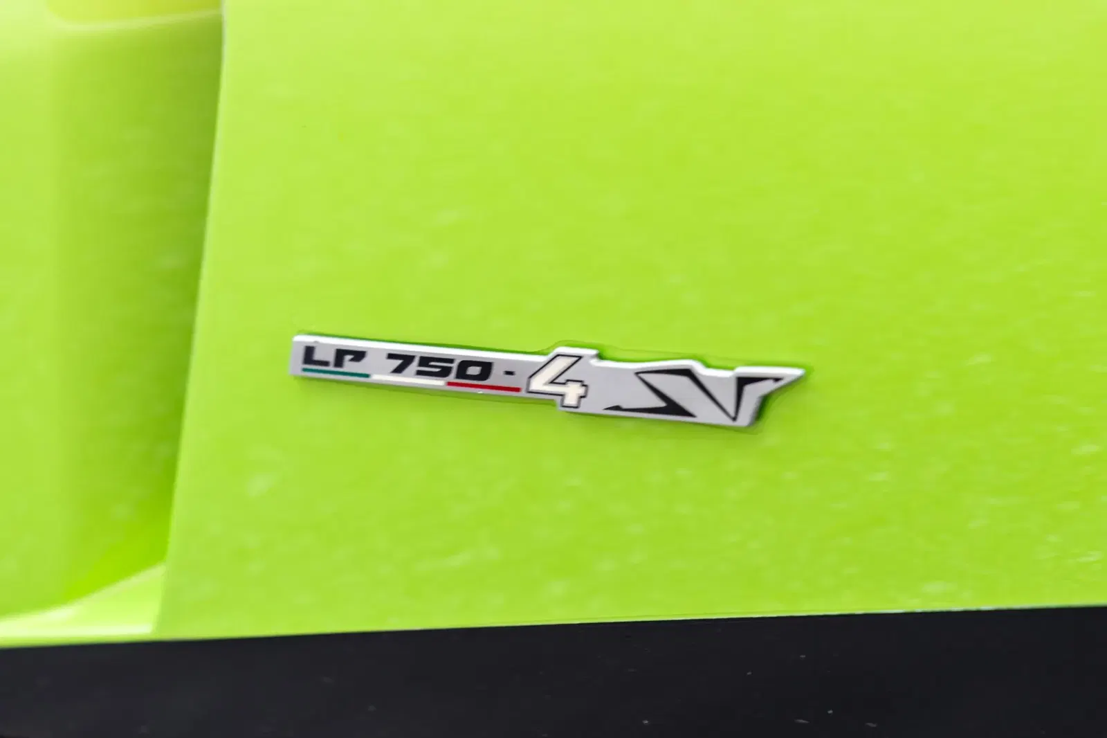 2017 Lamborghini Aventador LP750-4 SV Roadster