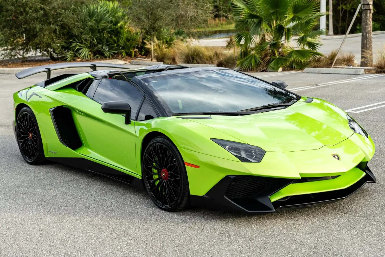 2017 Lamborghini Aventador LP750-4 SV Roadster