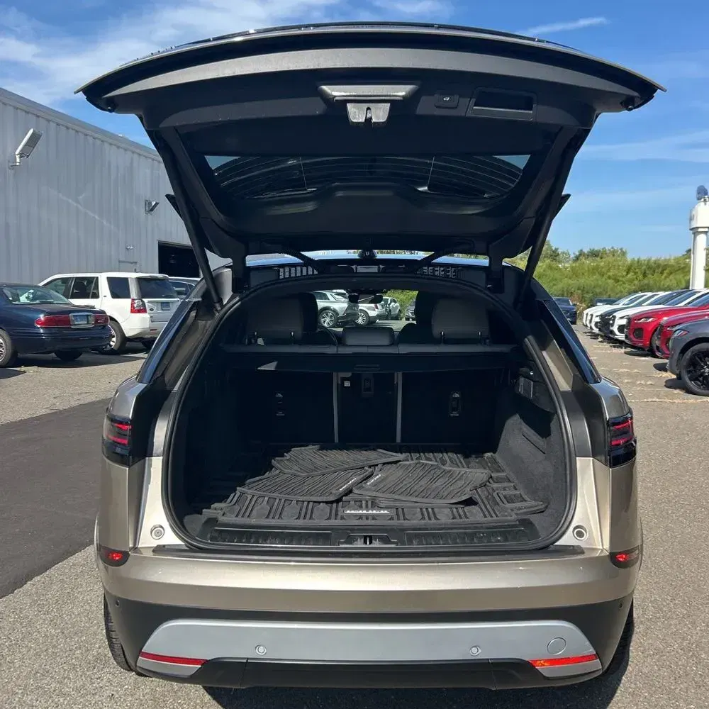 2026 Land Rover Velar  P250