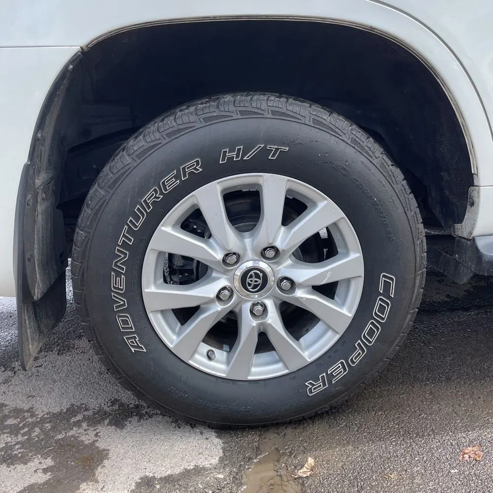 2017 Toyota Land Cruiser Base