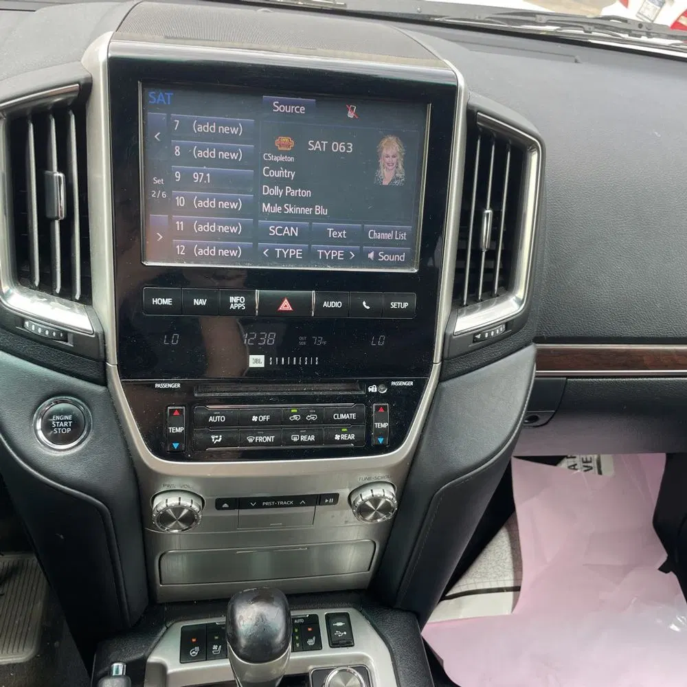2017 Toyota Land Cruiser Base