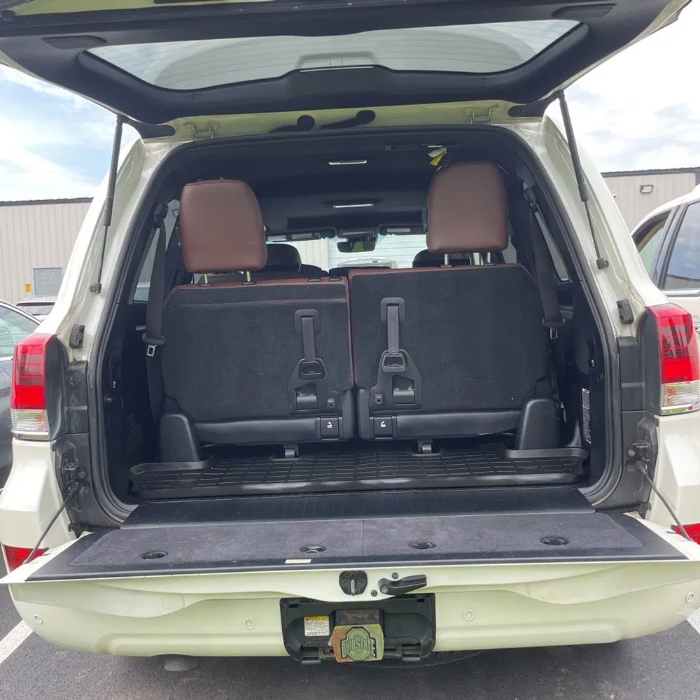 2017 Toyota Land Cruiser Base