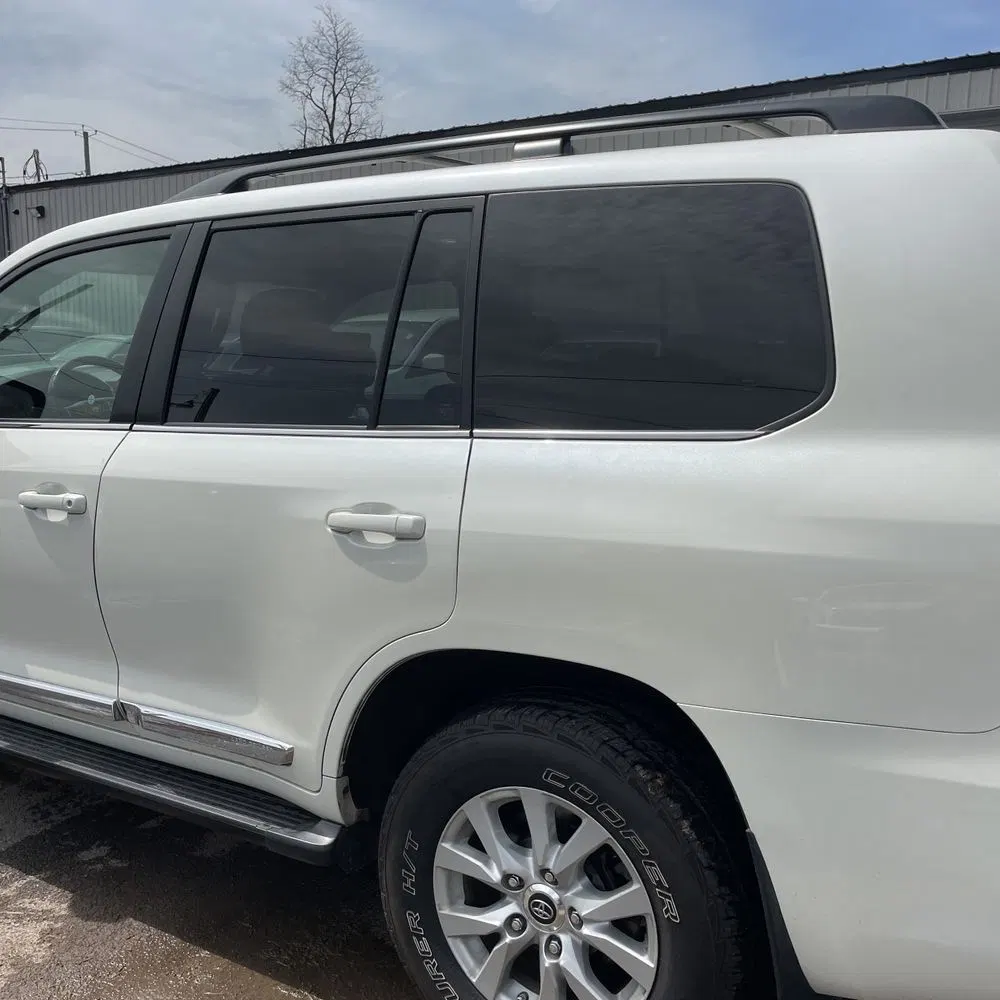 2017 Toyota Land Cruiser Base