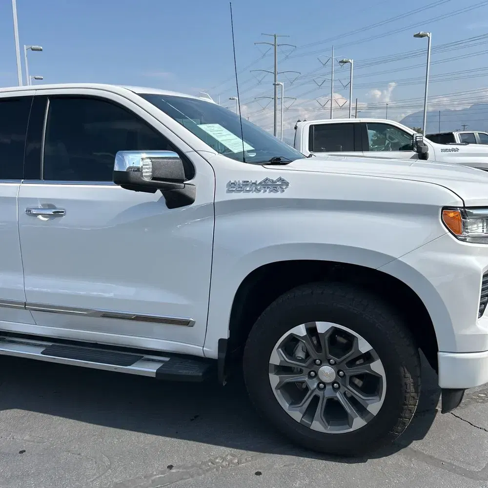 2022 Chevrolet Silverado 1500 High Country