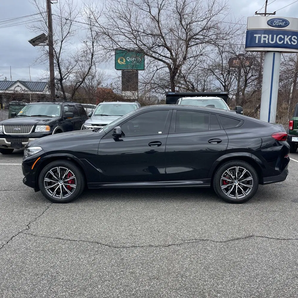 2022 BMW X6 XDrive40i