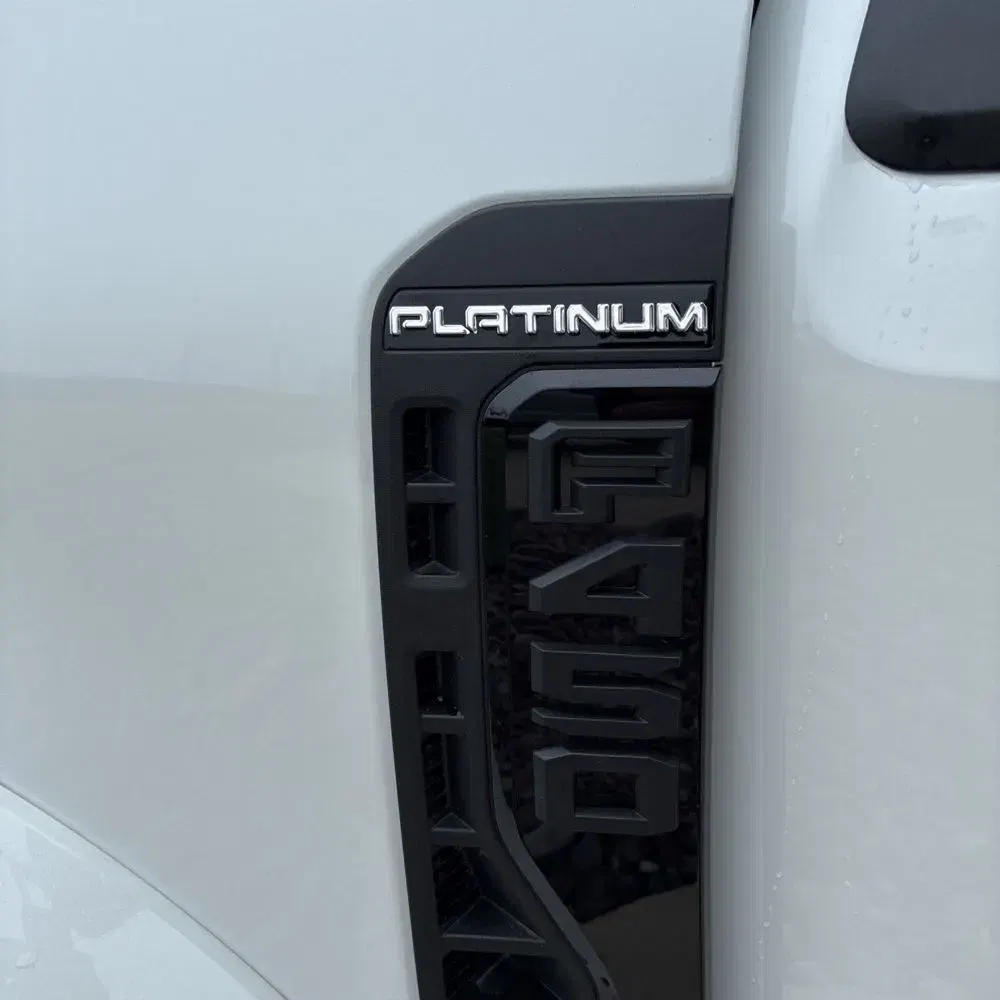 2025 Ford F450SD Platinum