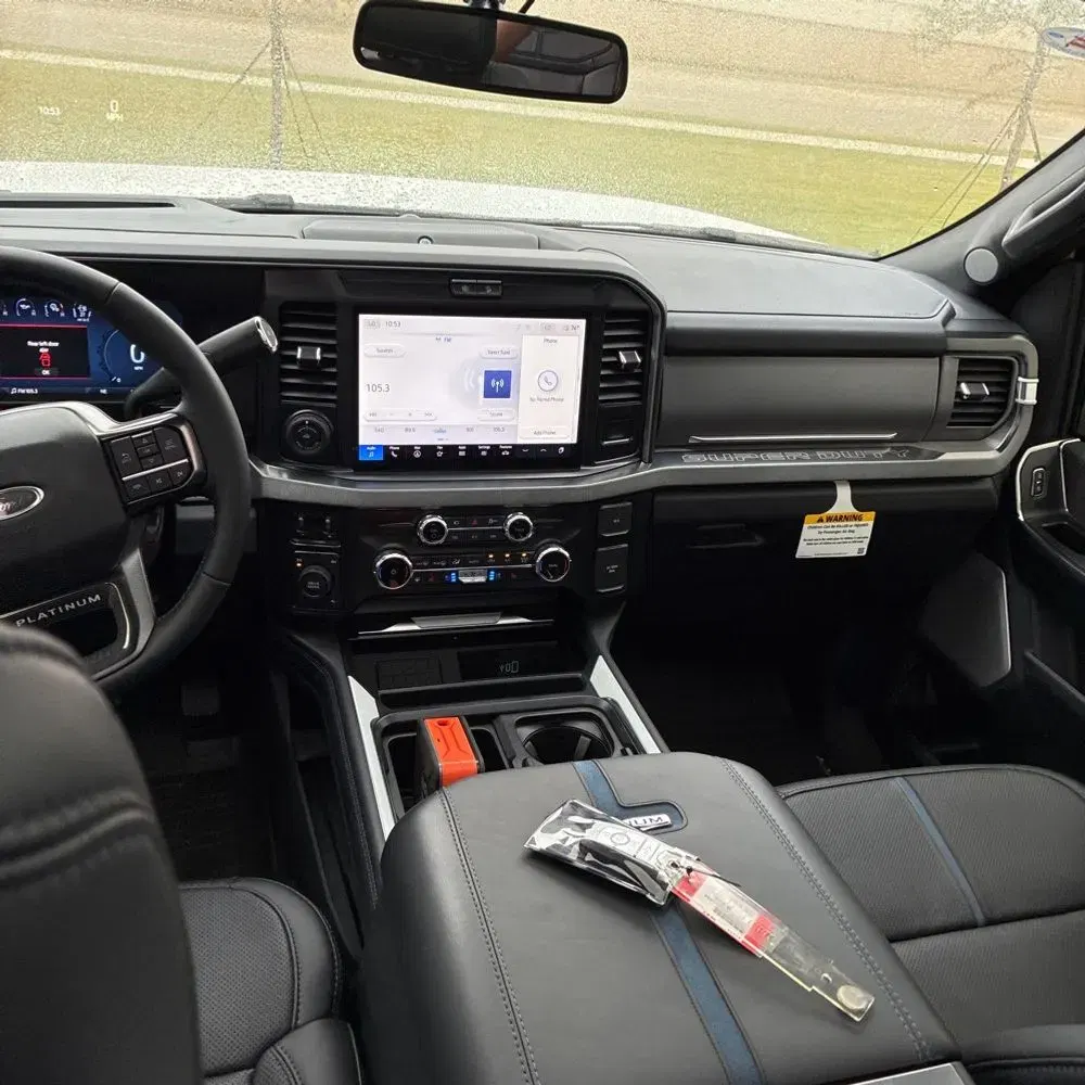 2025 Ford F450SD Platinum