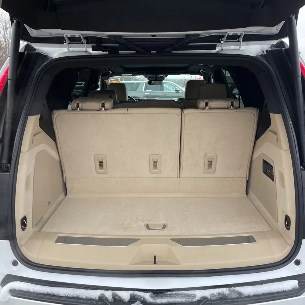2022 Cadillac Escalade Premium Luxury