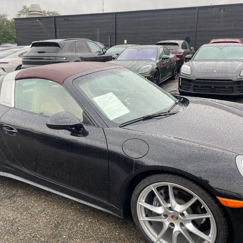 2015 Porsche 911 Carrera 4 Base