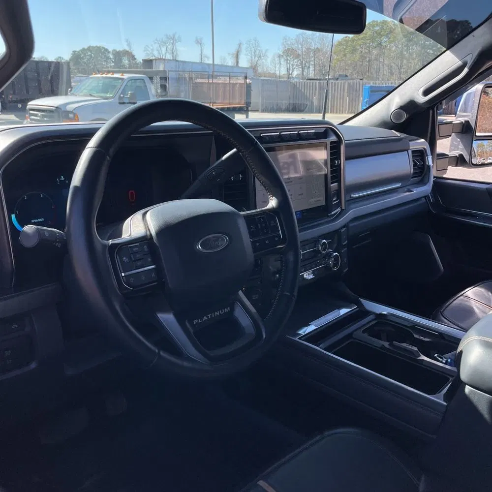 2024 Ford F-350 Super Duty Platinum