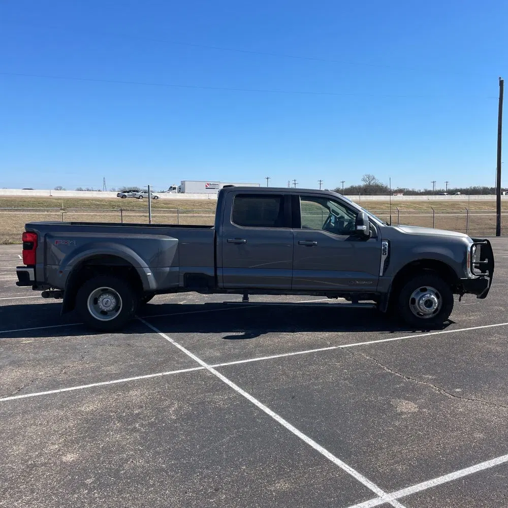 2023 Ford F-350 Super Duty Lariat