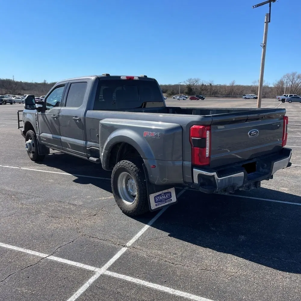 2023 Ford F-350 Super Duty Lariat