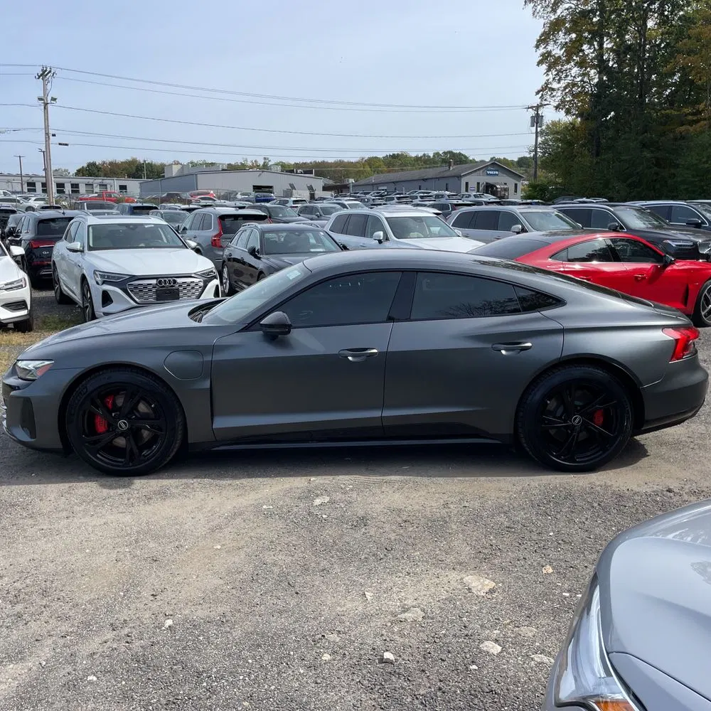2023 Audi e-tron GT Premium Plus