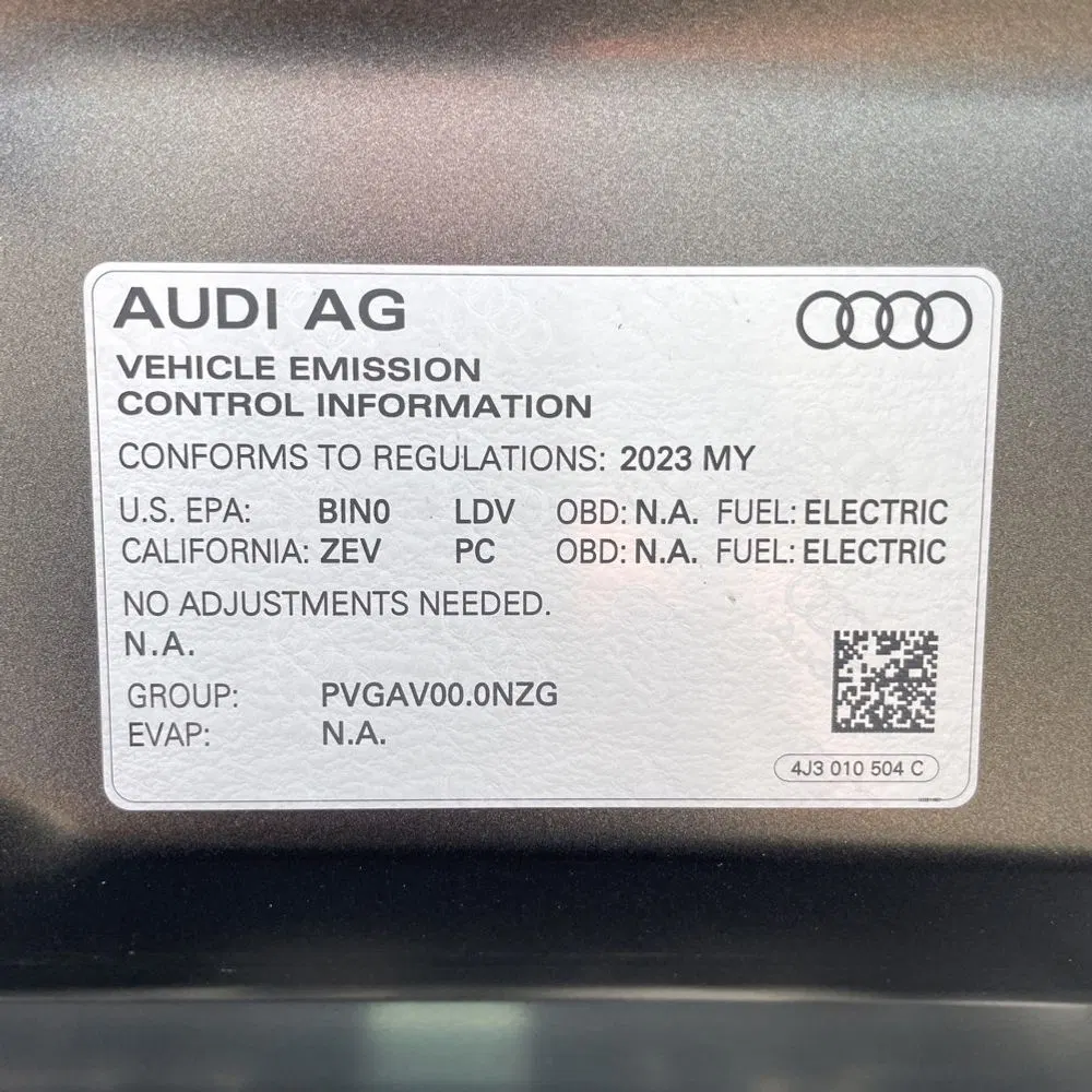2023 Audi e-tron GT Premium Plus