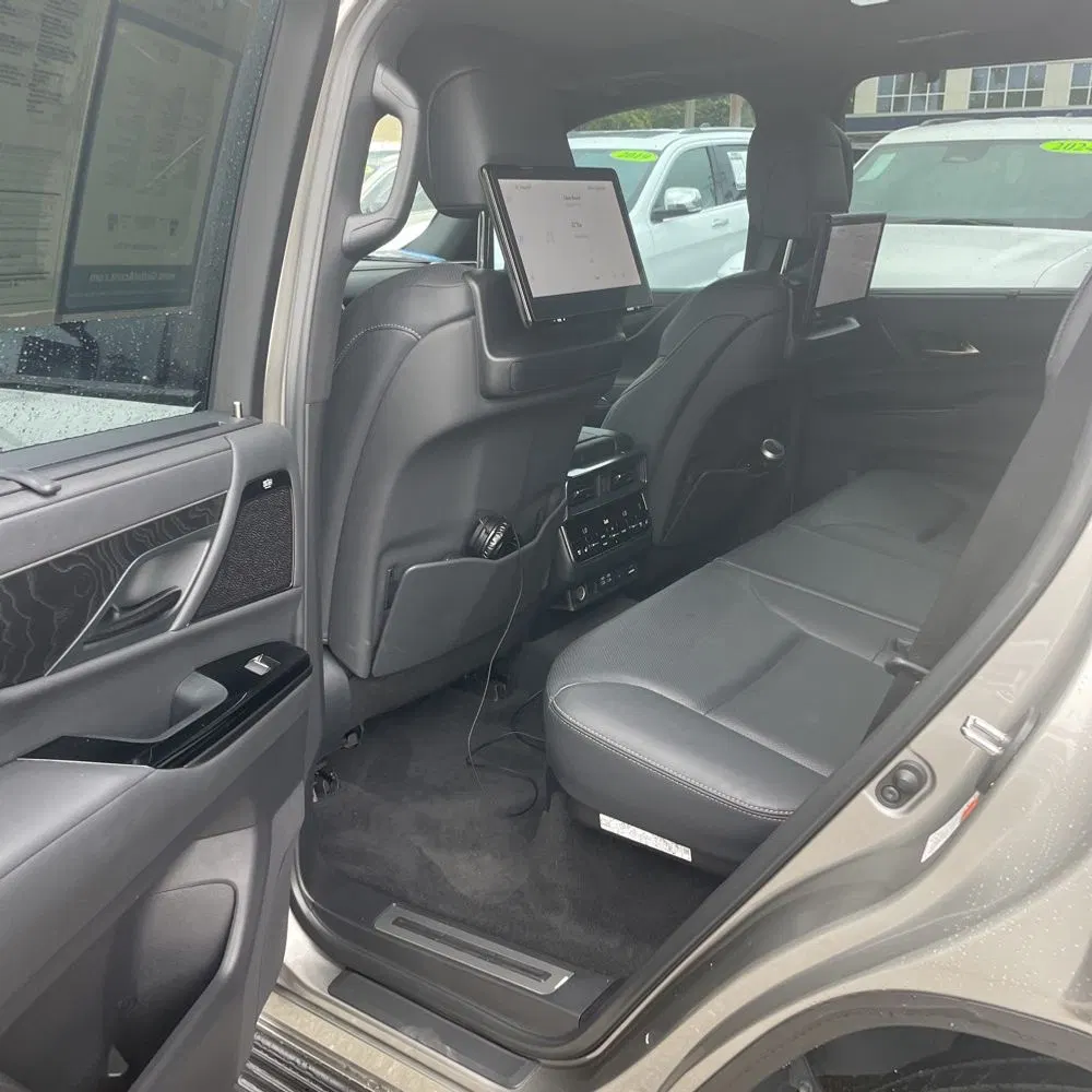 2022 Lexus LX 600 Luxury