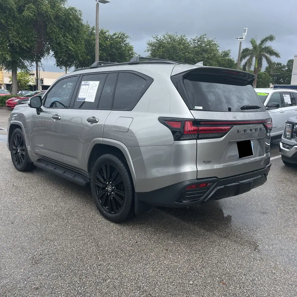 2022 Lexus LX 600 Luxury
