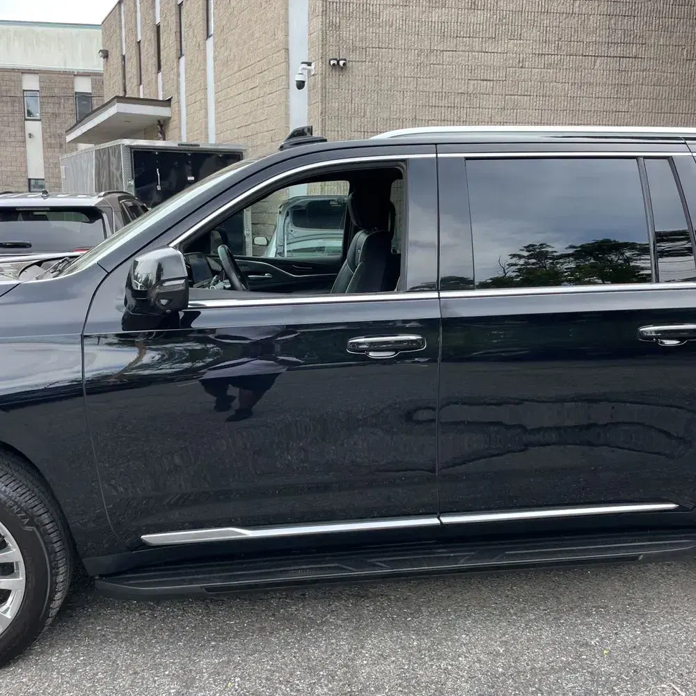 2022 Cadillac Escalade ESV Premium Luxury