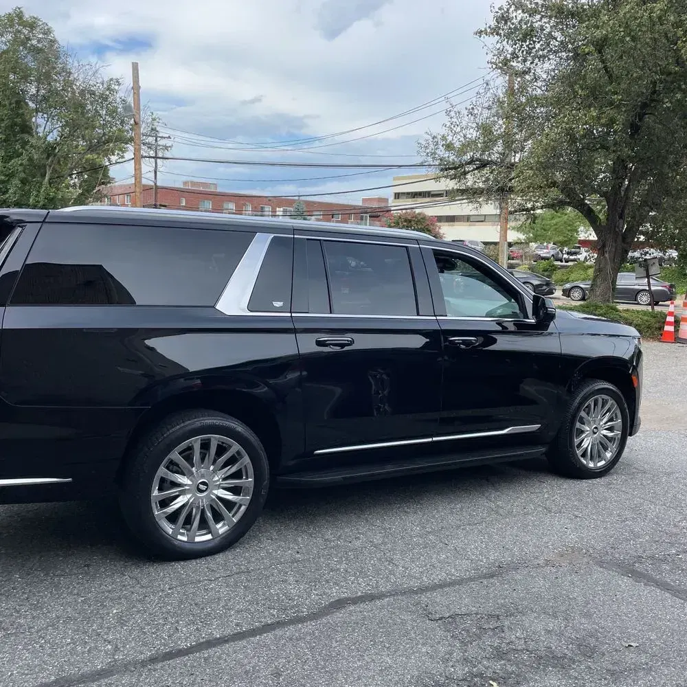 2022 Cadillac Escalade ESV Premium Luxury
