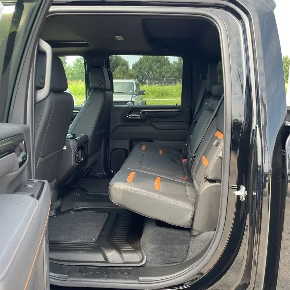 2025 GMC Sierra 2500HD AT4