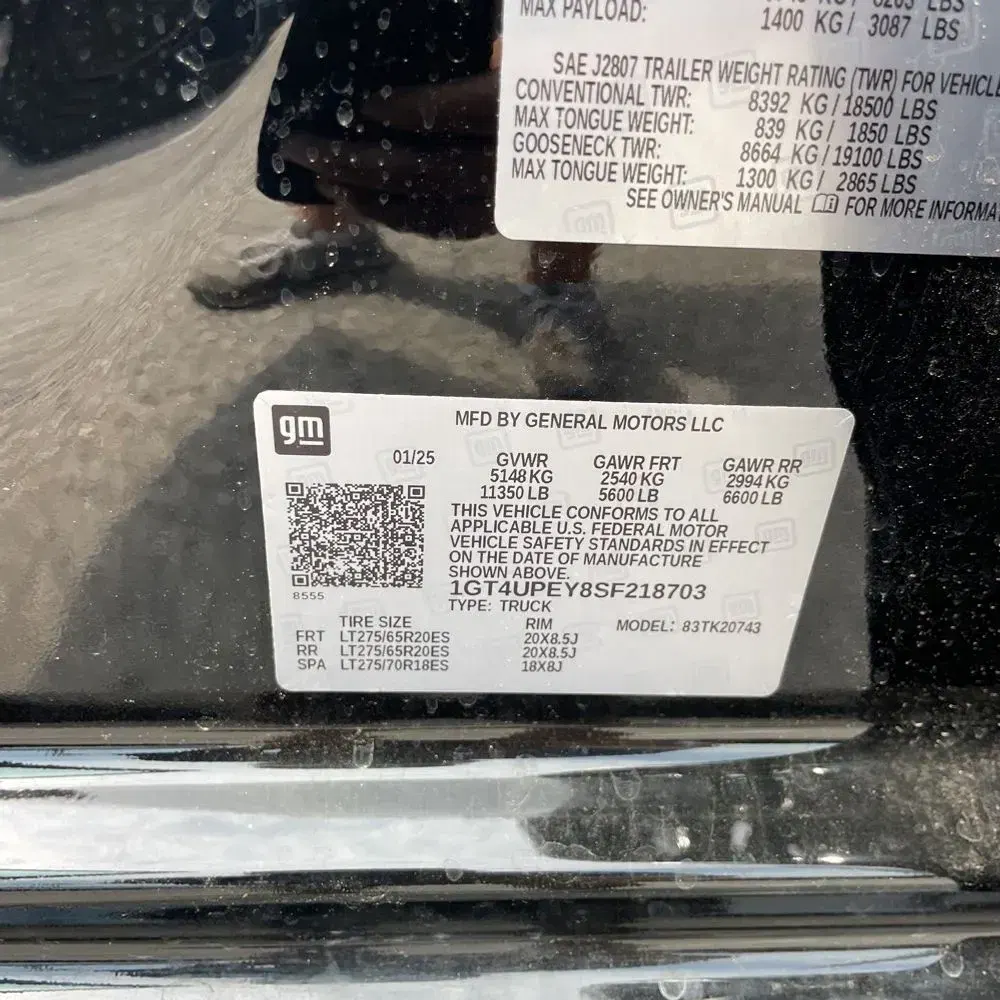2025 GMC Sierra 2500HD AT4
