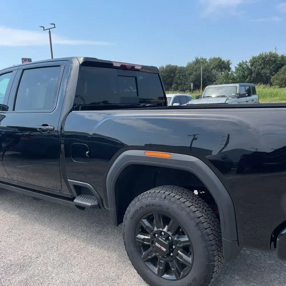 2025 GMC Sierra 2500HD AT4