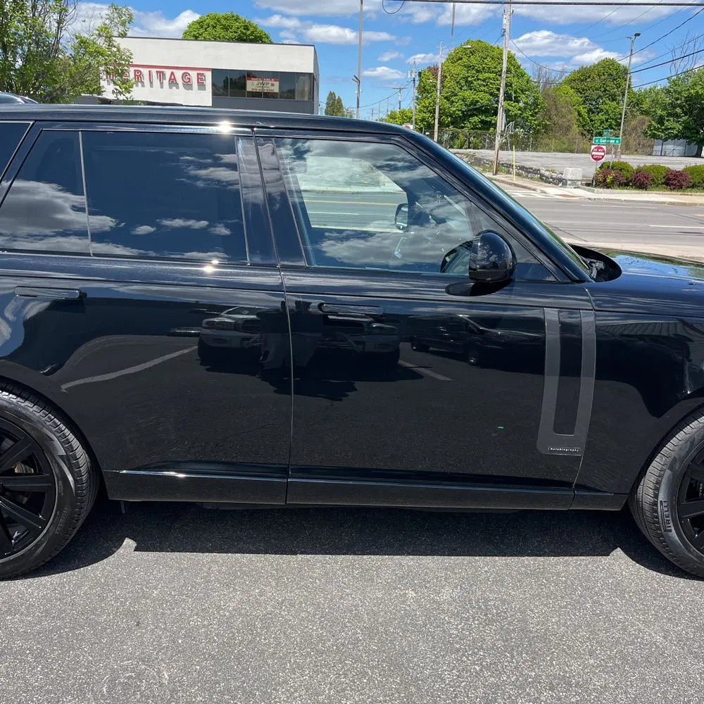2024 Land Rover Range Rover P550e Autobiography
