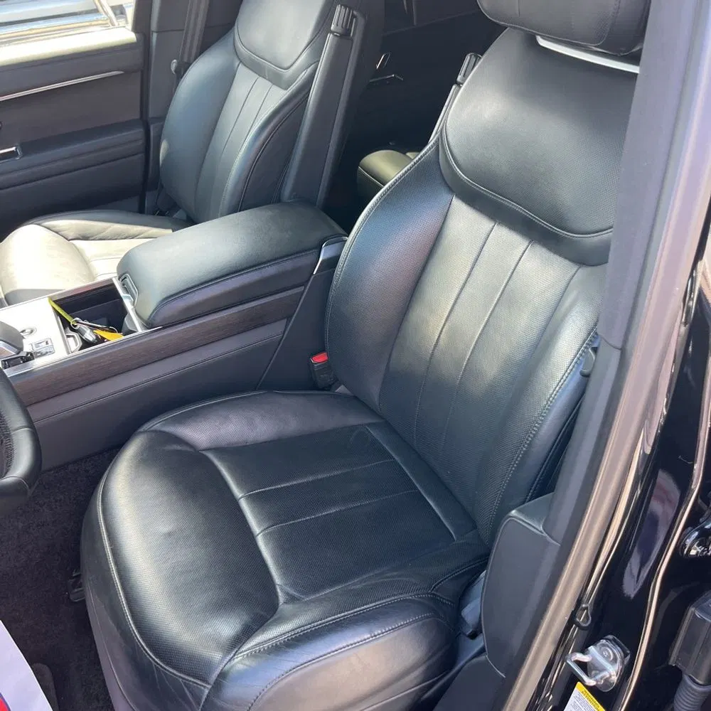 2024 Land Rover Range Rover P550e Autobiography