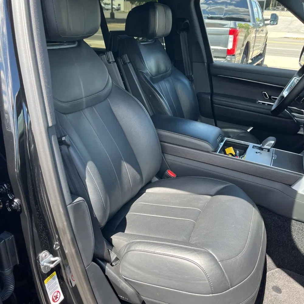 2024 Land Rover Range Rover P550e Autobiography