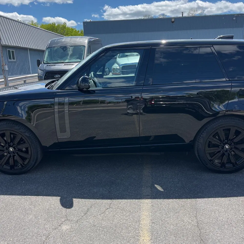 2024 Land Rover Range Rover P550e Autobiography