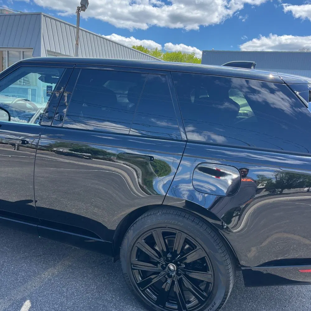 2024 Land Rover Range Rover P550e Autobiography