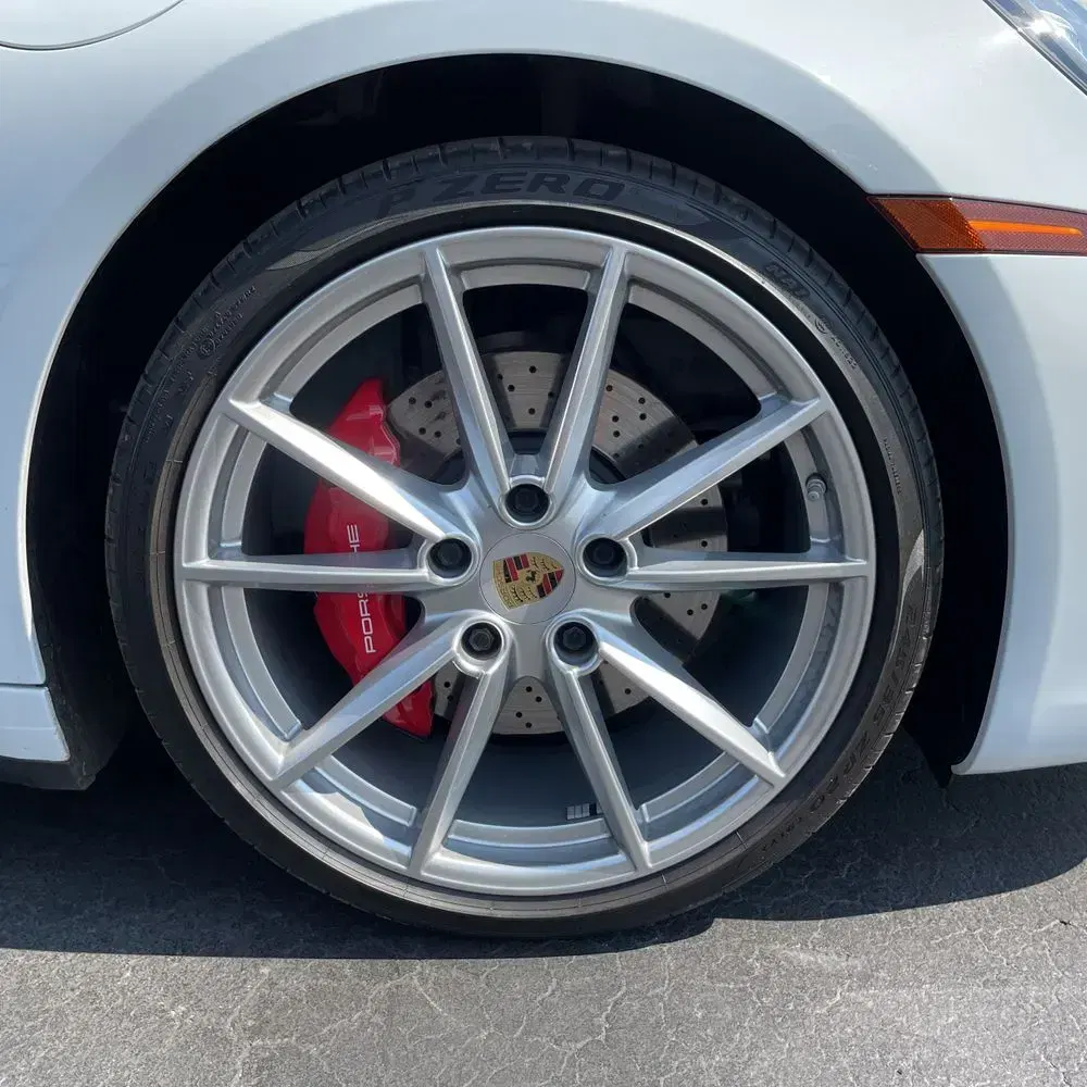 2020 Porsche 911 Carrera S
