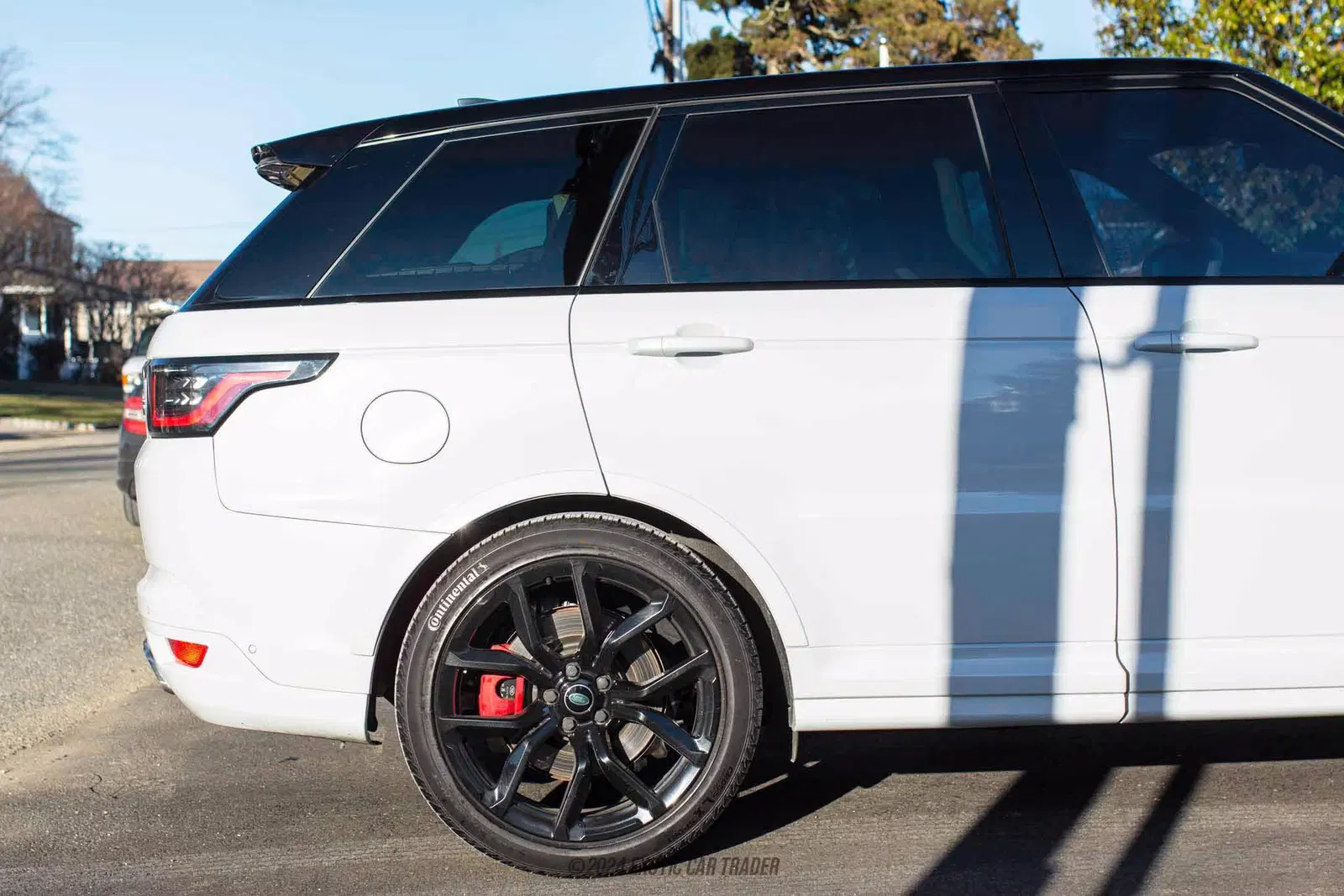 2022 Land Rover Range Rover Sport SVR Carbon Edition