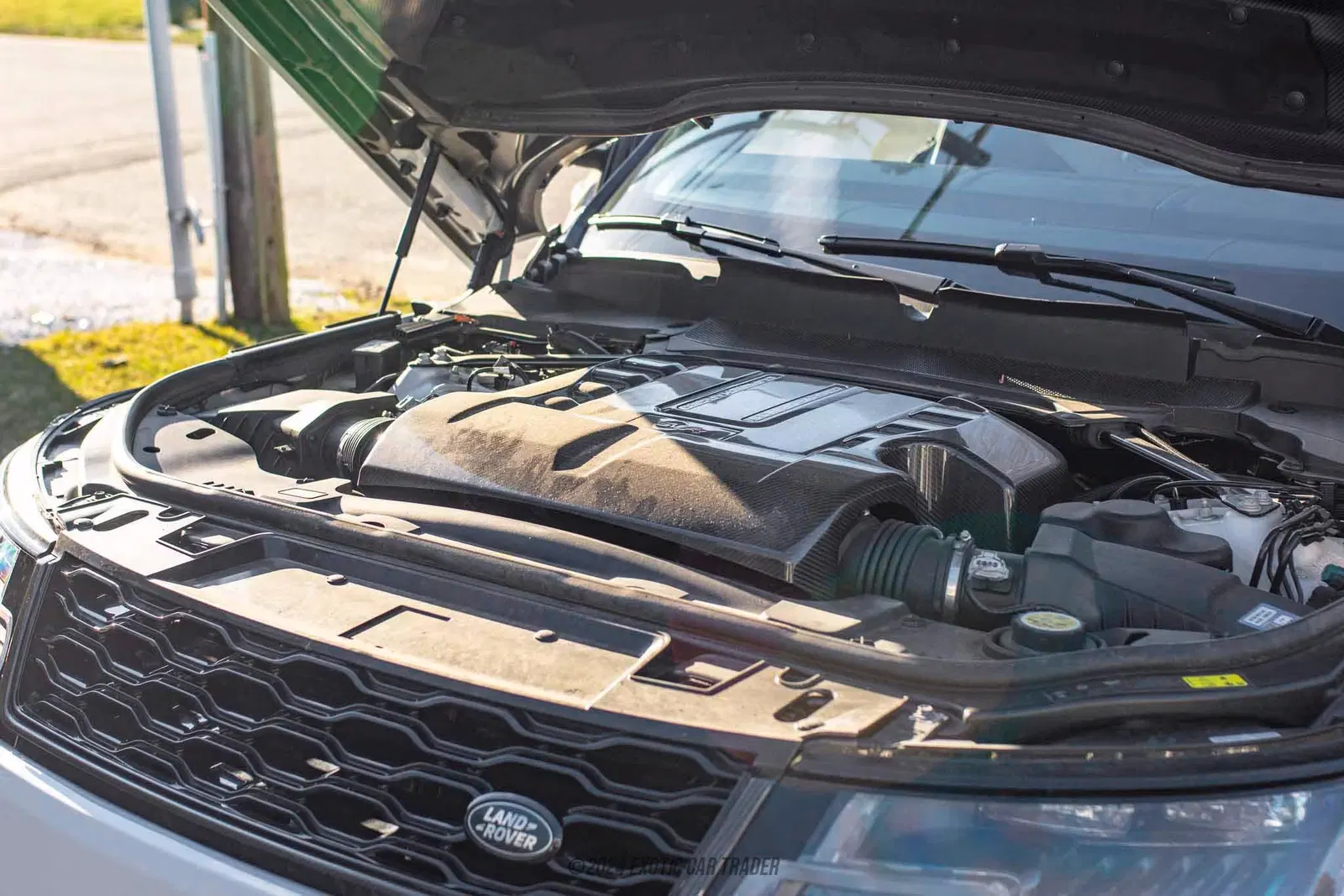 2022 Land Rover Range Rover Sport SVR Carbon Edition