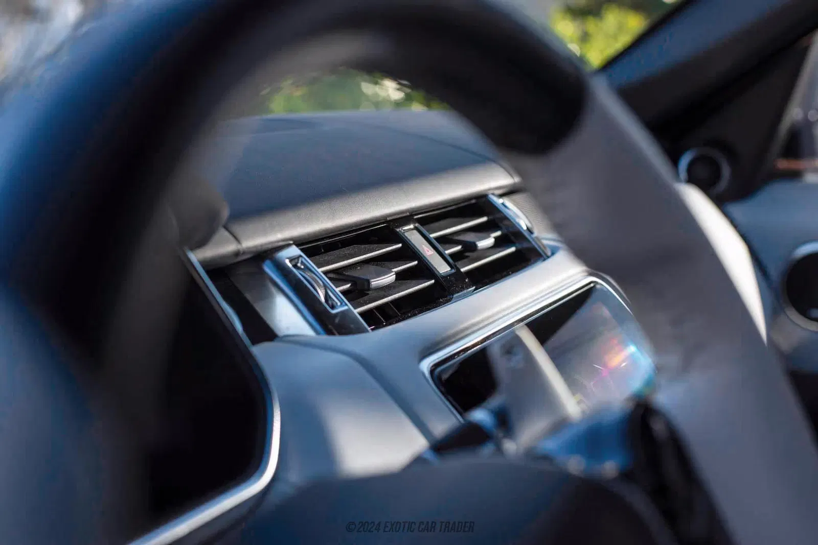 2022 Land Rover Range Rover Sport SVR Carbon Edition