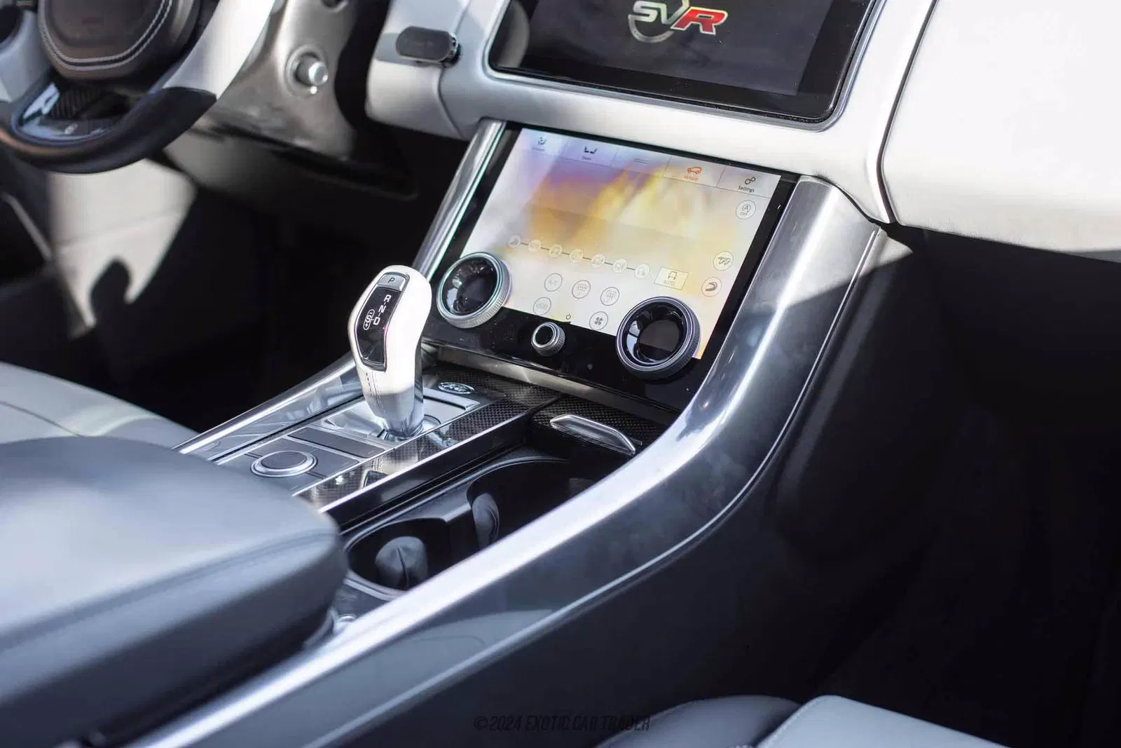 2022 Land Rover Range Rover Sport SVR Carbon Edition