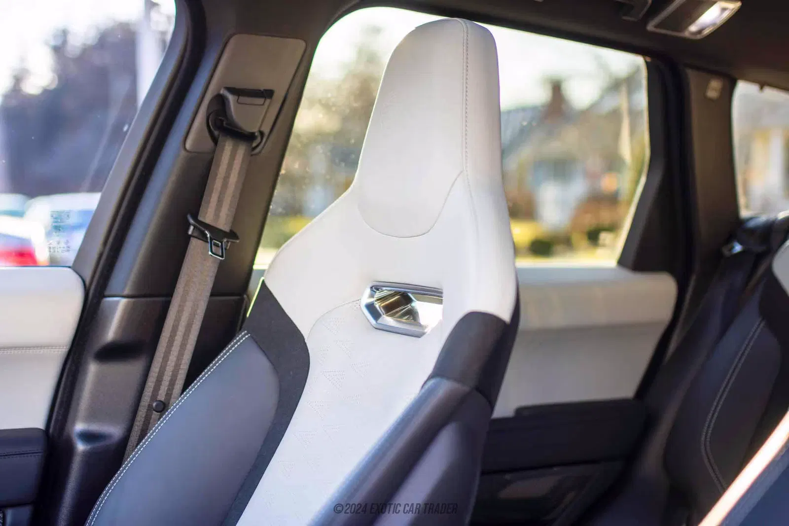 2022 Land Rover Range Rover Sport SVR Carbon Edition