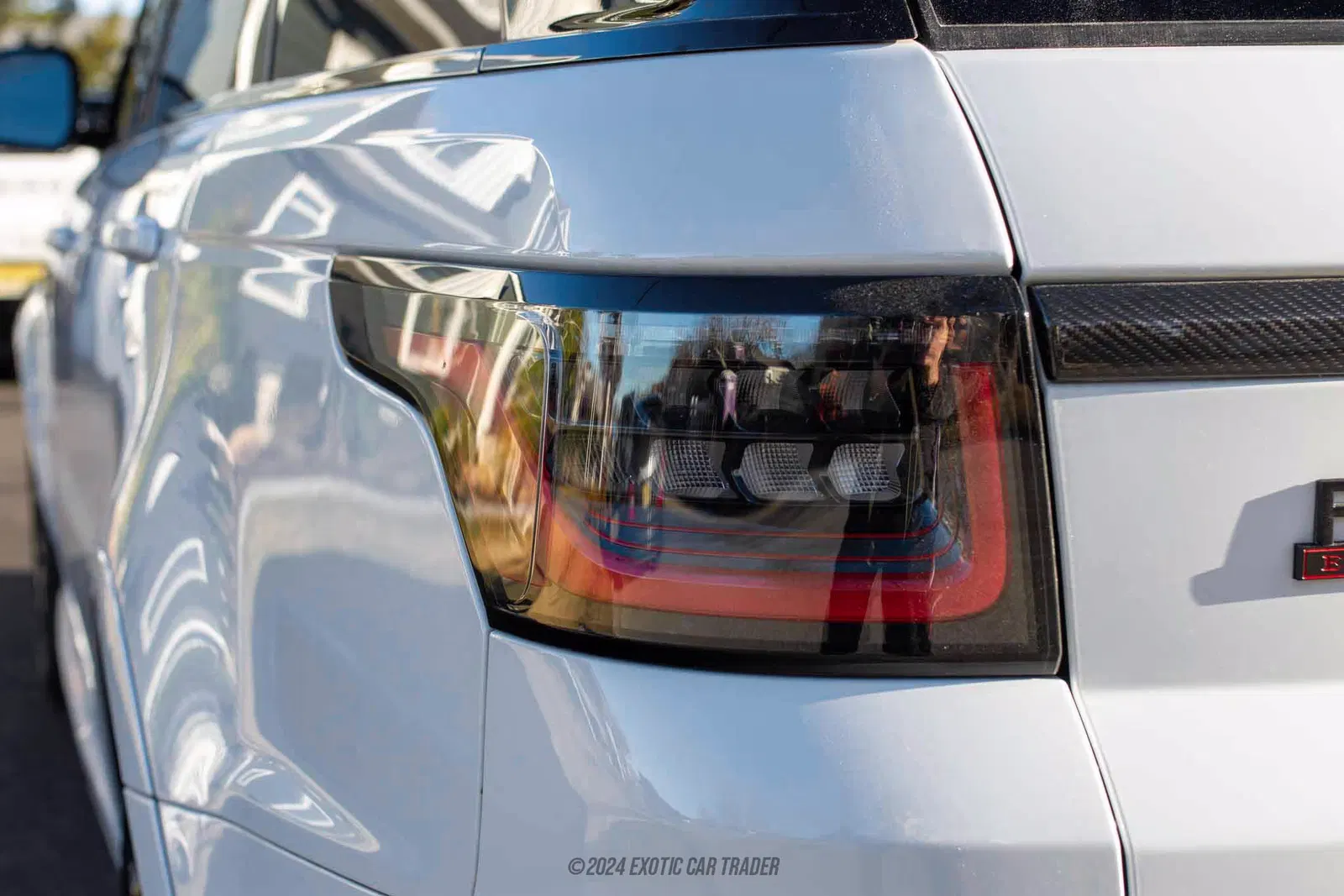 2022 Land Rover Range Rover Sport SVR Carbon Edition