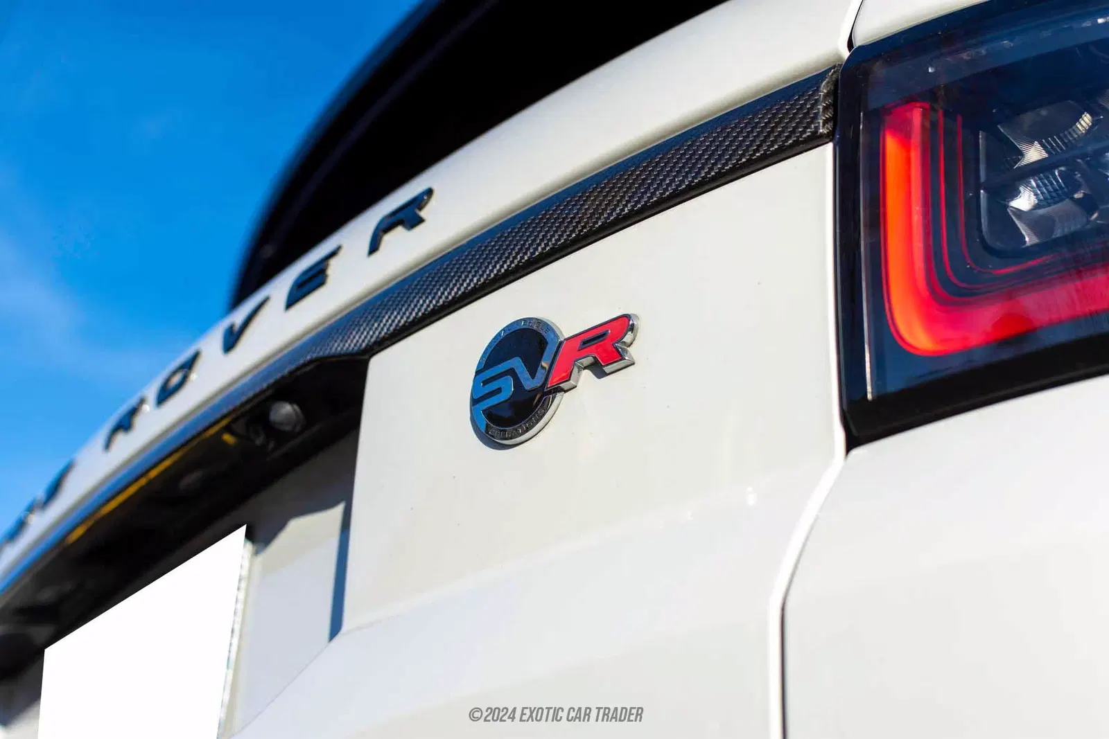 2022 Land Rover Range Rover Sport SVR Carbon Edition
