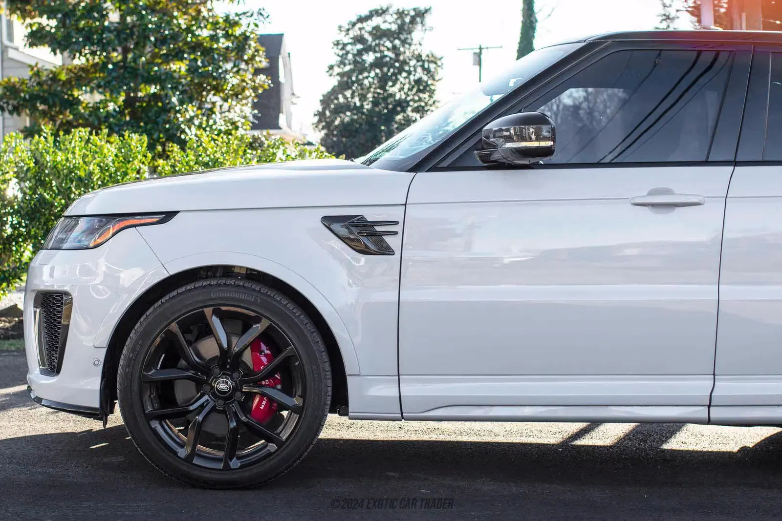 2022 Land Rover Range Rover Sport SVR Carbon Edition
