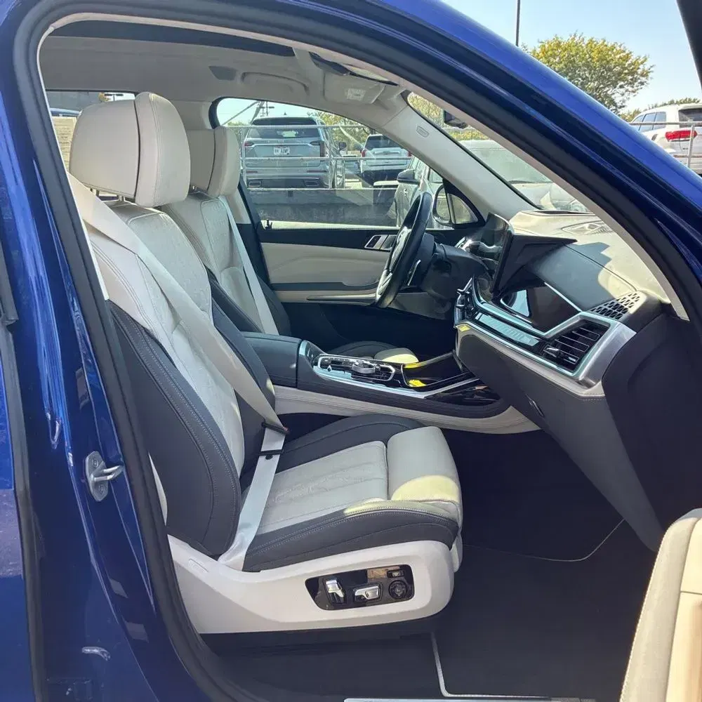 2024 BMW X7 M60i