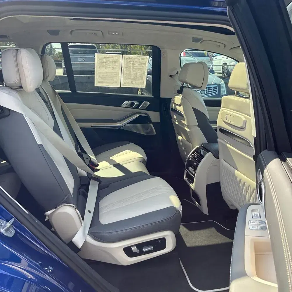 2024 BMW X7 M60i