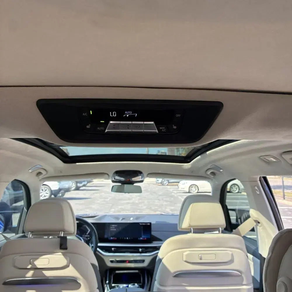 2024 BMW X7 M60i