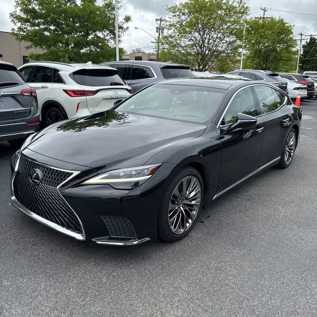 2022 Lexus LS 500 Base
