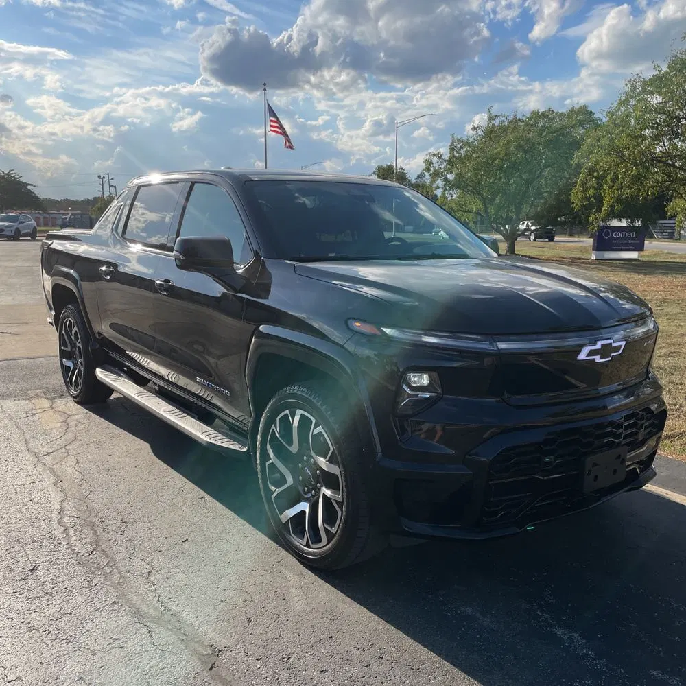 2024 Chevrolet Silverado EV RST