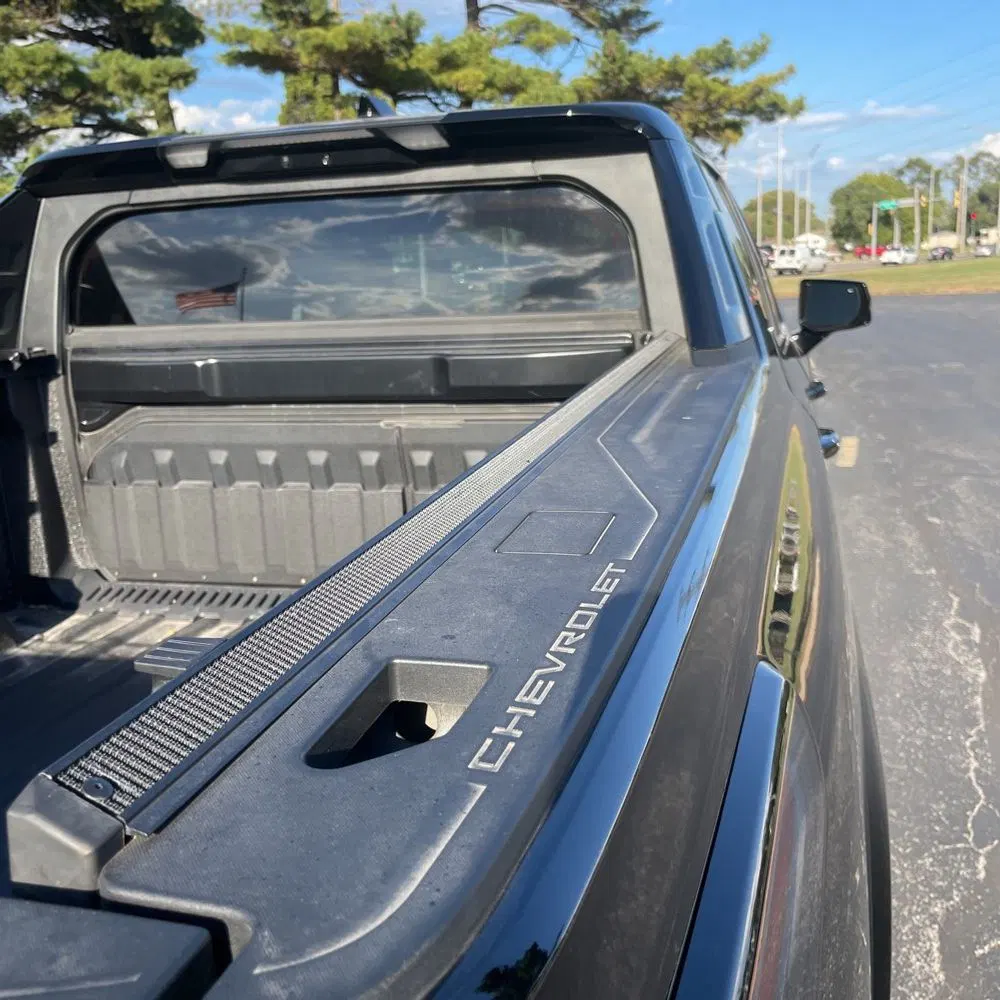 2024 Chevrolet Silverado EV RST