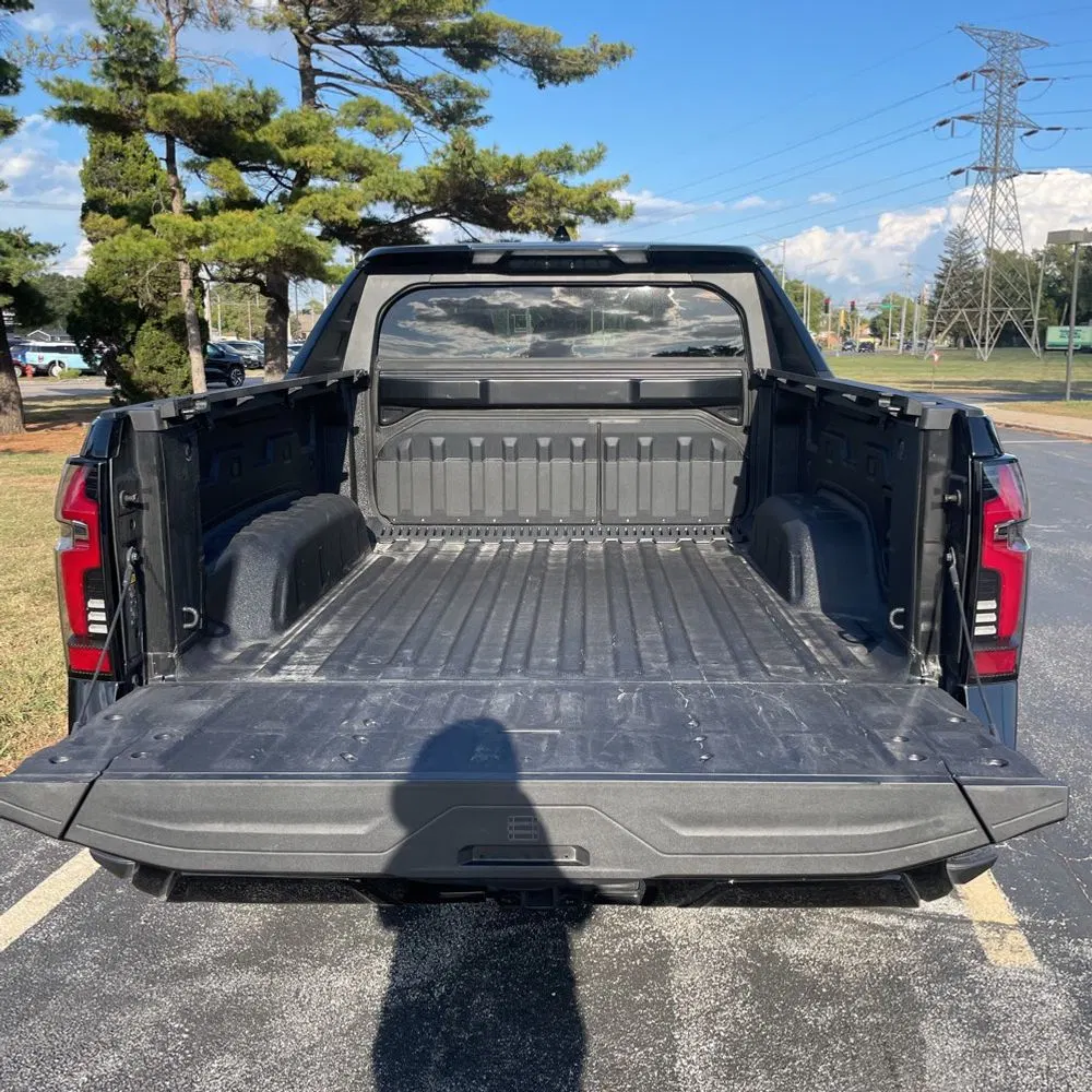 2024 Chevrolet Silverado EV RST