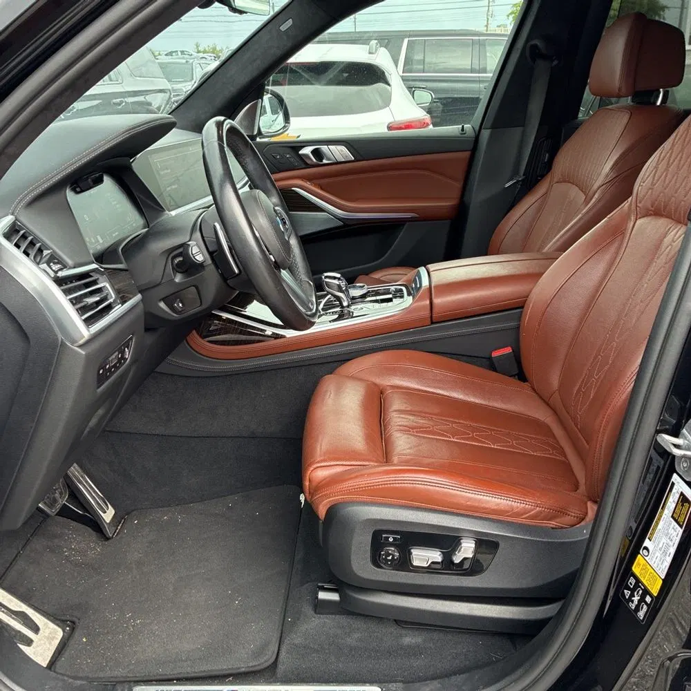 2020 BMW X7 M50i