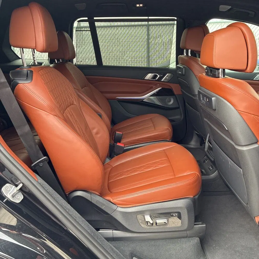 2020 BMW X7 M50i