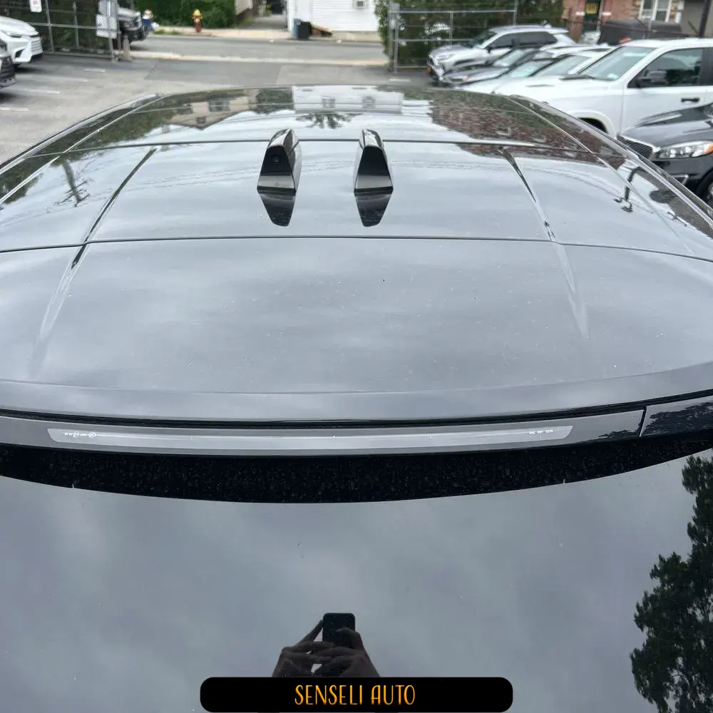 2023 Land Rover Range Rover P530 SE