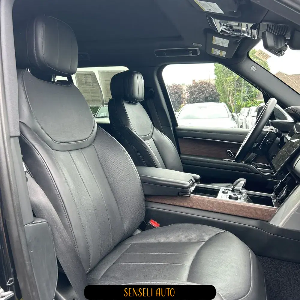 2023 Land Rover Range Rover P530 SE